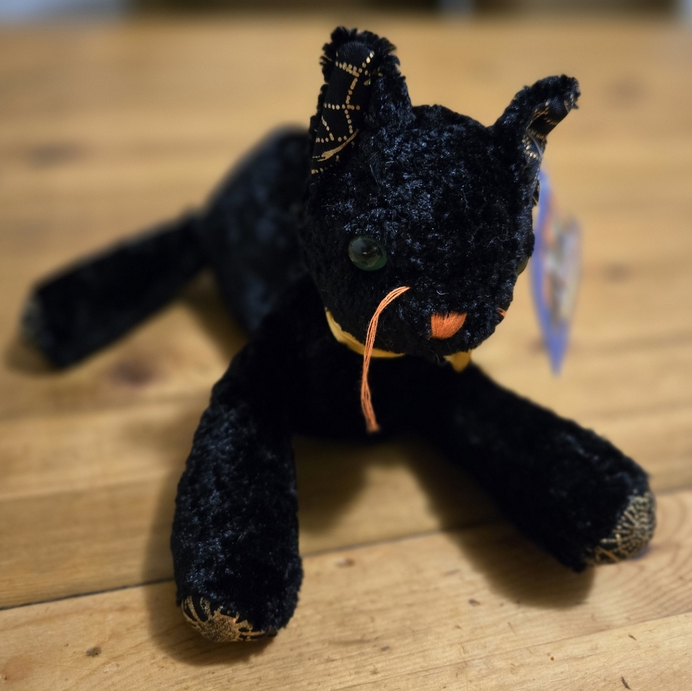 Halloween Stuffed Weighted Cat 12" Head To Tail Velvert Material BNWT